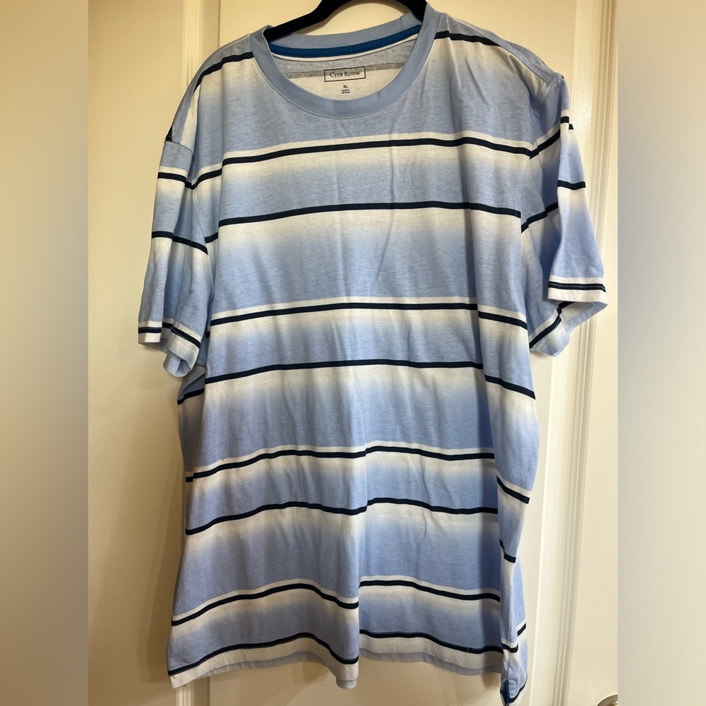 Men’s Club Room ( Macy’s) T-shirt. Size XL.